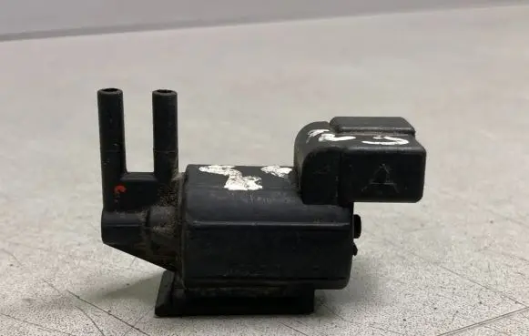 Mitsubishi Colt Turbo solenoid valve K5T43983