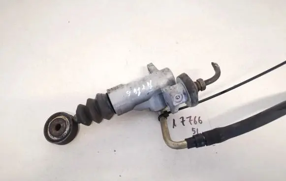 Audi A4 S4 B5 8D Clutch master cylinder 8d1721401