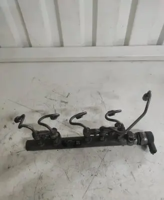 Toyota Auris 150 Fuel main line pipe 2381033021 1077800450