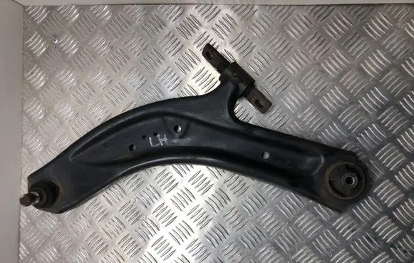 Nissan X-Trail T32 Front lower control arm/wishbone