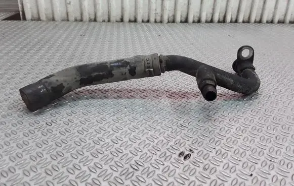 Volvo V70 Engine coolant pipe/hose