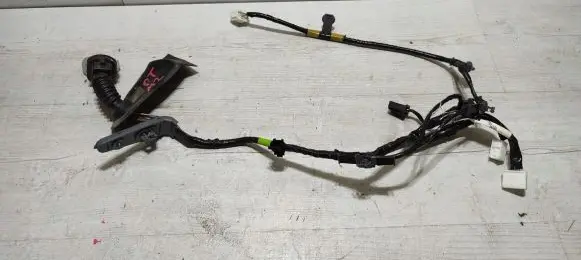 Mazda 2 Rear door wiring loom DB5J67210A