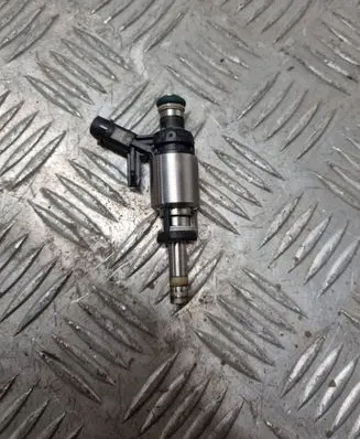 Audi A5 Fuel injector 06L906036K