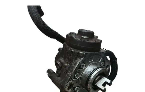 Toyota Avensis T250 Fuel injection high pressure pump 221000R010