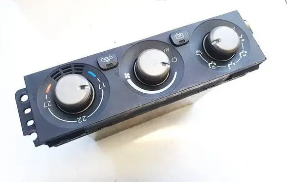 Mitsubishi Pajero Climate control unit MR958005 1465700021