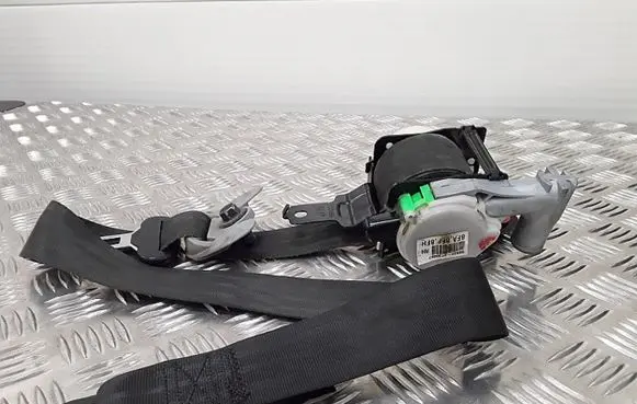 KIA Optima Front seatbelt 888202T30087