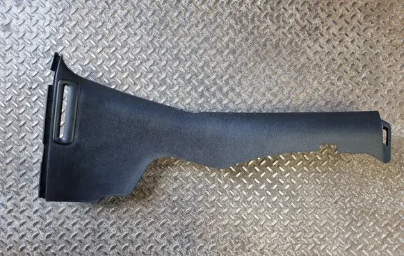 Dodge Charger (C) pillar trim 100017158