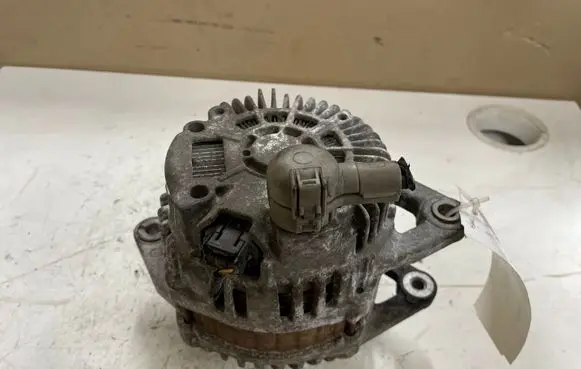 Mazda 6 Generator/alternator R2AA A2TJ0681 9826