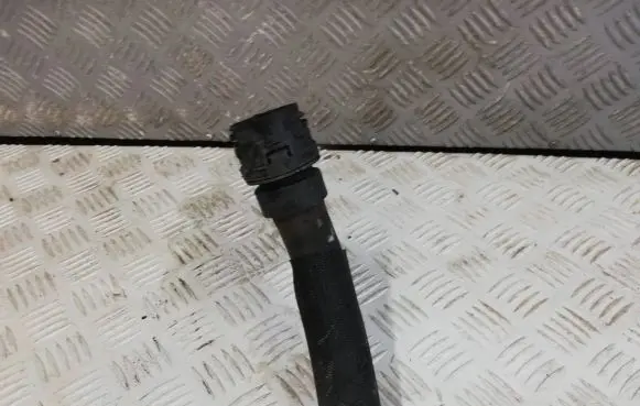 Peugeot 308 Engine coolant pipe/hose