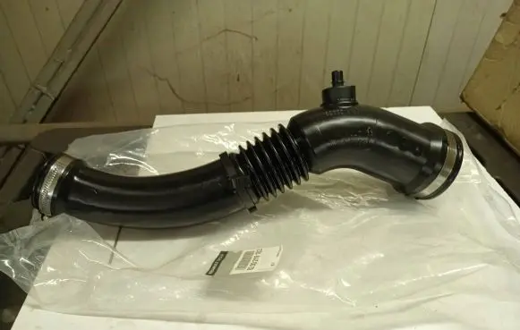 Renault Espace IV Intercooler hose/pipe 8200219163 8200220947