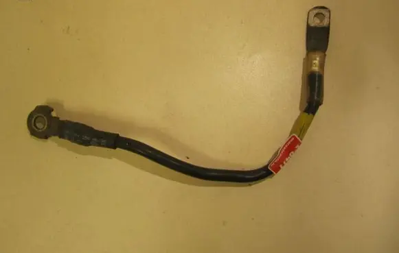 Volkswagen PASSAT B7 Negative earth cable (battery) 1K0971250AL