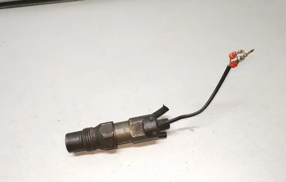Ford Mondeo MK II Fuel injector LDC008R01
