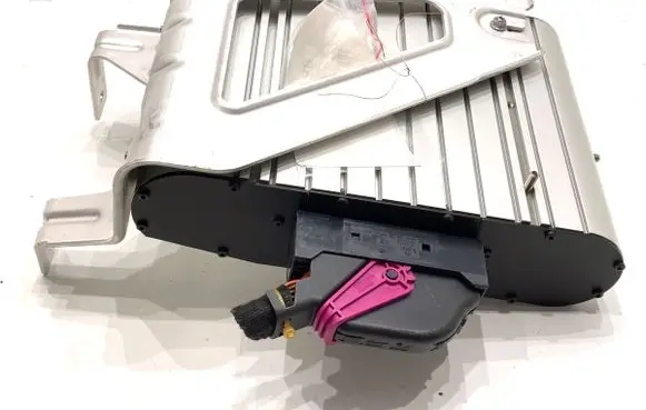 Audi A8 S8 D4 4H Sound amplifier 4H0035466