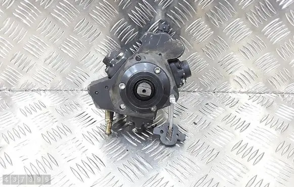 Opel Astra H Fuel injection high pressure pump 0445010247