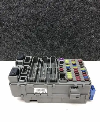 Honda Civic Fuse module 52535LE