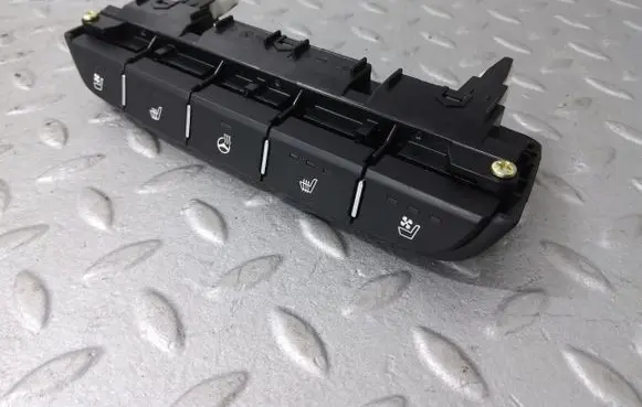 KIA Ceed A set of switches 93315J7030 93315J7030WK