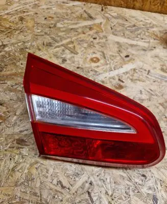 KIA Ceed Tailgate rear/tail lights 92403A2200