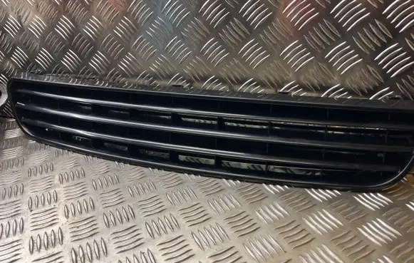 Audi A3 S3 8L Front bumper lower grill
