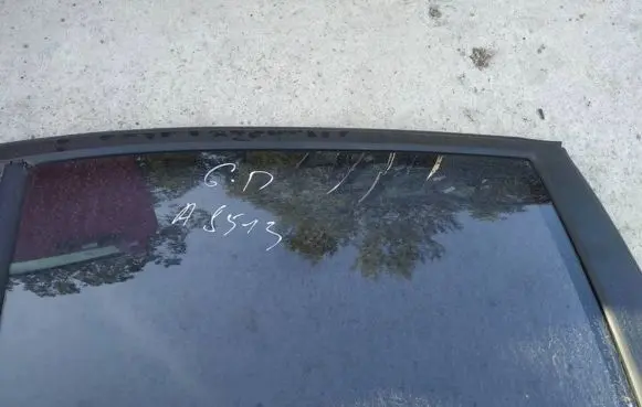 KIA Rio Rear door window glass