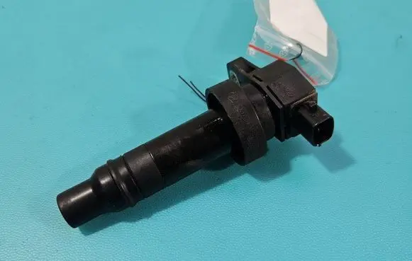 Hyundai Elantra High voltage ignition coil 27301-2B010 IMPRK1451178