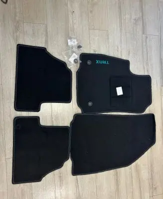 Chevrolet Trax Car floor mat set 1TEU120122 05573021DL