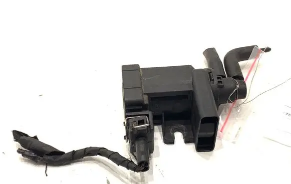 Chevrolet Captiva Fuel pressure regulator EV526