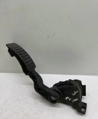Renault Laguna II Accelerator throttle pedal 8200003392