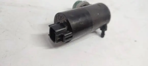Peugeot 108 Windscreen/windshield washer pump 1032550001 141009 080113