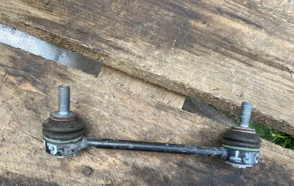 Rear anti-roll bar/stabilizer link