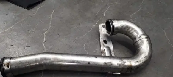 Renault Clio III EGR valve line/pipe/hose przewod