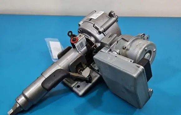 Ford Fiesta Power steering pump 8V513C529JK IMPRK1568150