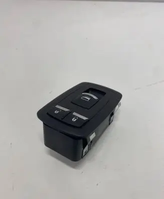 Maserati Ghibli Electric window control switch 670025405 96390B 10095653