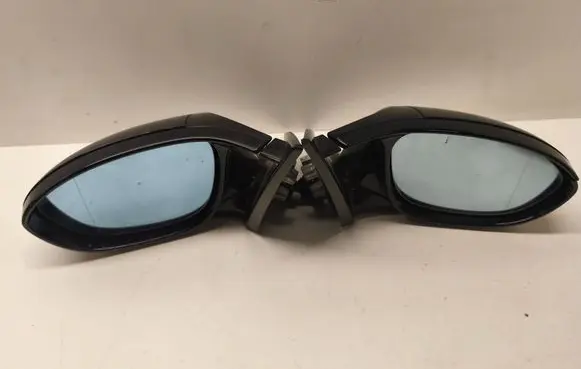 Front door electric wing mirror