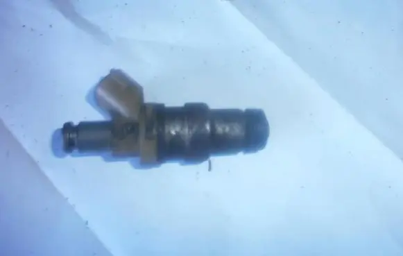 Toyota Corolla E100 Fuel injector 2325011100