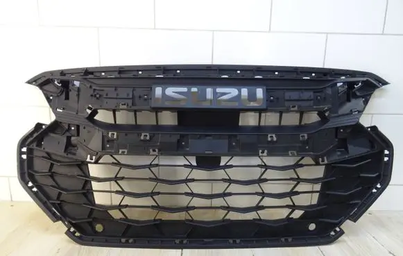 Isuzu D-Max Front bumper upper radiator grill
