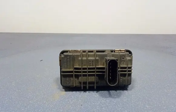 BMW 7 F01 F02 F03 F04 Turbo system vacuum part 49335-19411