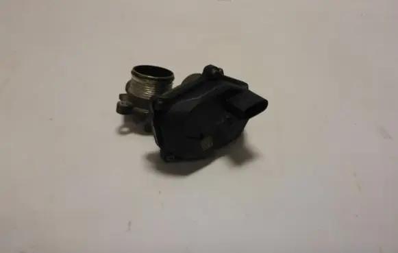 Skoda Octavia Mk3 (5E) Throttle body valve 04L131501C