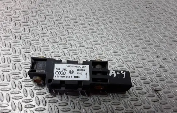 Audi A4 S4 B6 8E 8H Airbag deployment crash/impact sensor 8E0959643E