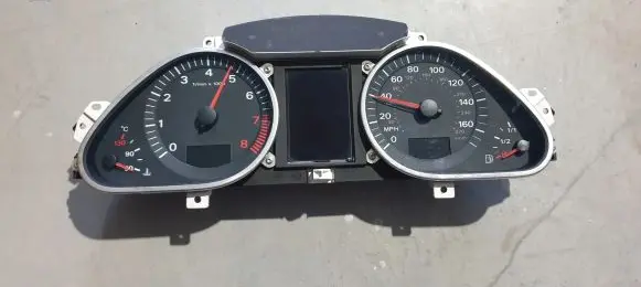 Audi A6 S6 C6 4F Speedometer (instrument cluster) 4F0920950K