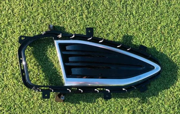 Ford Edge II Front bumper lower grill 15B200
