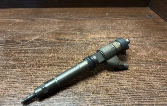 Fiat Ducato Fuel injector 044520011