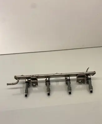 Suzuki Swift I Fuel injectors set 2975000540