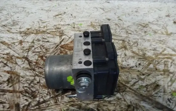 Seat Ibiza IV (6J,6P) ABS Pump 6C0907379N