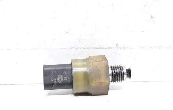 Volvo XC60 Oil pressure sensor 9487295AA 9487295