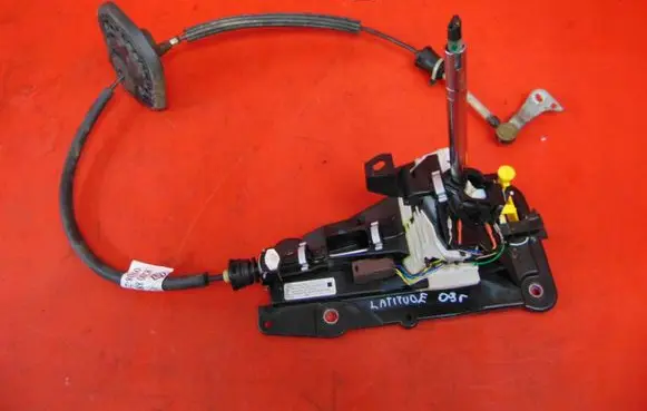 Renault Latitude (L70) Gear selector 8201054502 8200889847