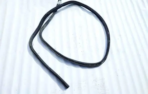 Jeep Patriot Rubber seal front coupe door 
