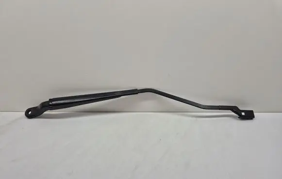 Front wiper blade arm