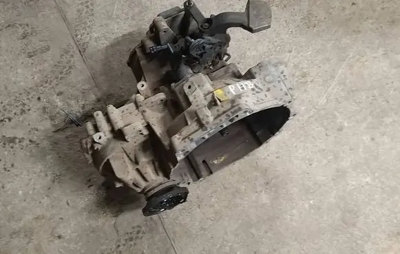 Volkswagen Polo V 6R Manual 5 speed gearbox PHB