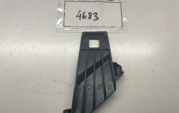 Mercedes-Benz GL X164 Headlight/headlamp mounting bracket 1648200159 A1648200159