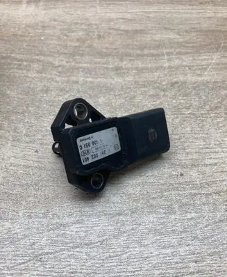 Audi A6 S6 C6 4F Air pressure sensor 038906051C 0281002401